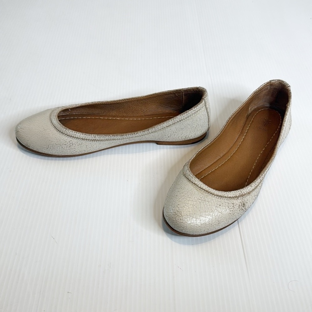 Frye - Carson Cream Leather Ballet Flats (9.5)